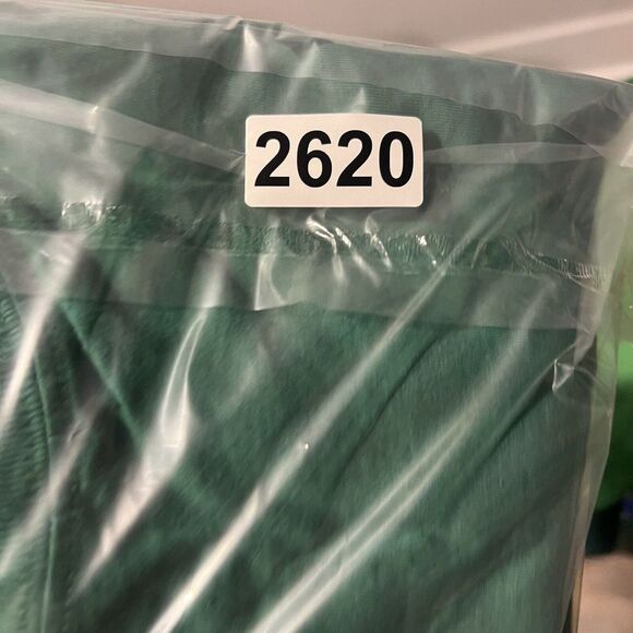 Siena Saints T Shirt Men Medium Green Long Sleeve Mascot Logo NCAA Athletic Gym - Picture 8 of 8